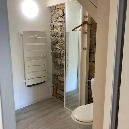 La Chambre Des Bobines Montigny-sur-l'Ain Buitenkant foto